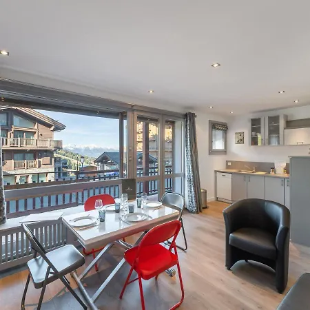 Centre Avec Acces Pistes, Garage Et Wifi - Fr-1-563-117 * Courchevel